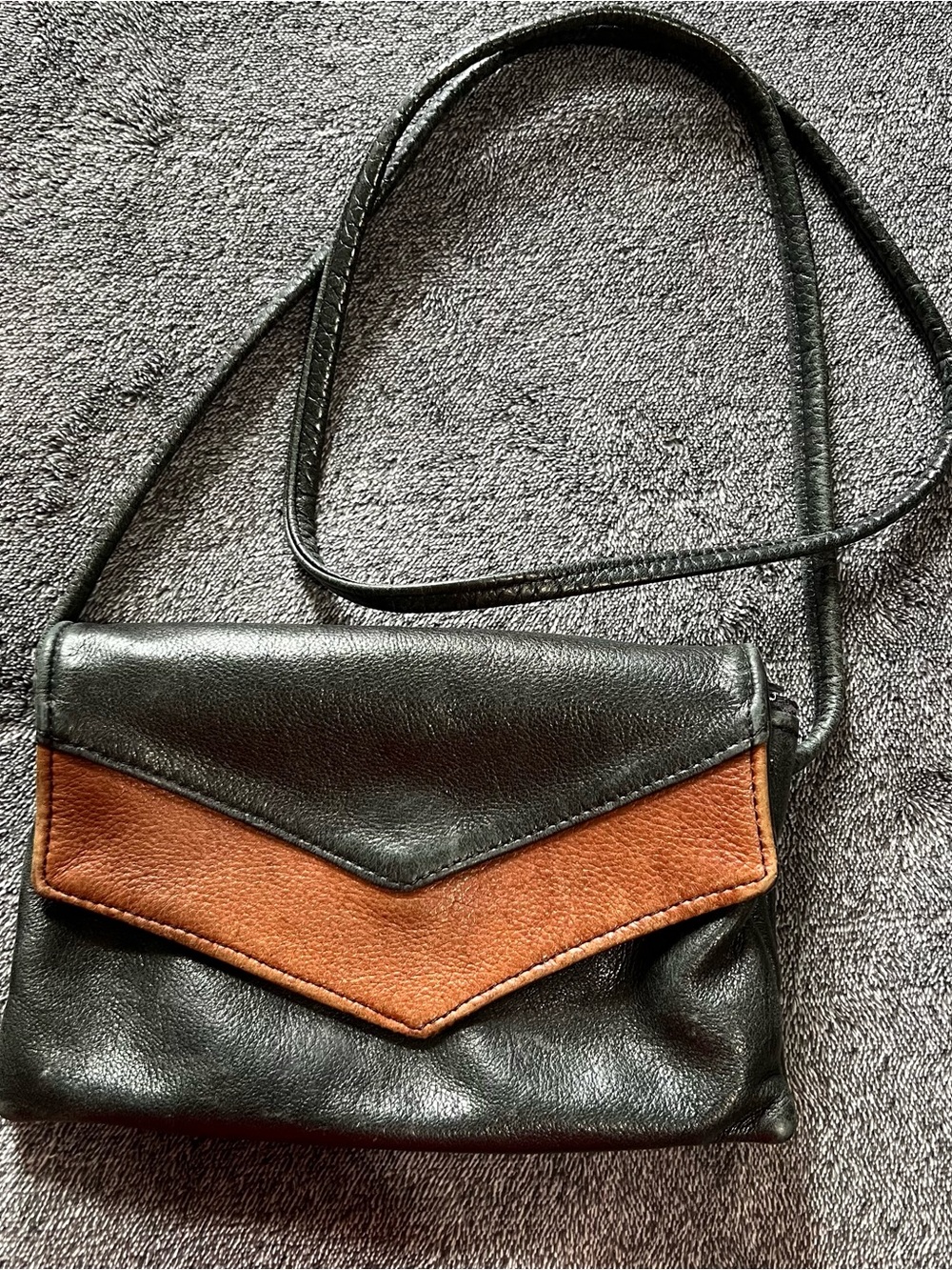 Grace Leathers Black and Brown Leather Crossbody Bag - Classic Two-Tone Design